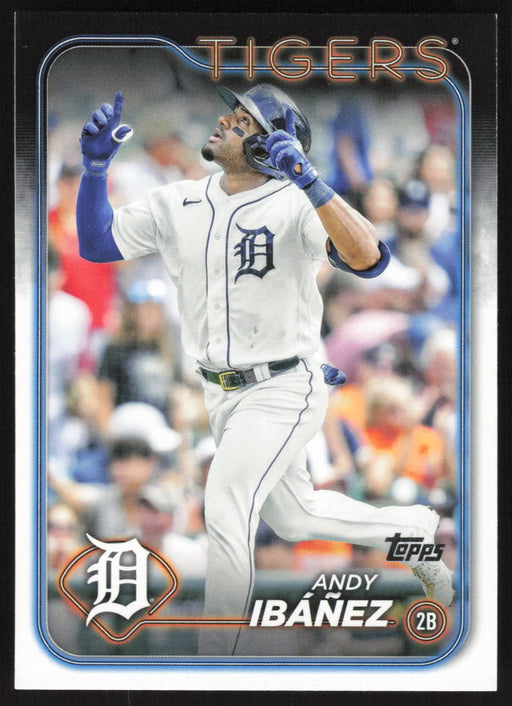 2024 Topps #25 Andy Ibáñez Base