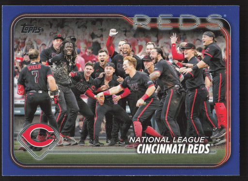 2024 Topps #238 Cincinnati Reds Royal Blue