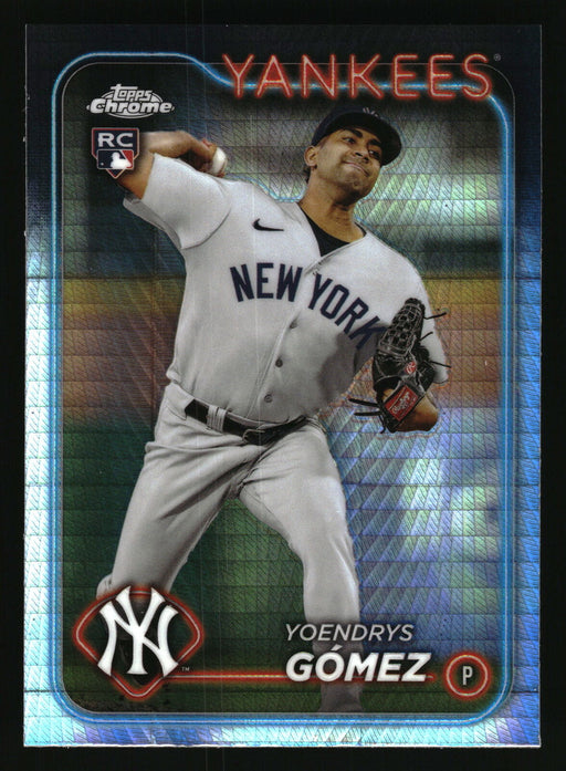 2024 Topps Chrome #160 Yoendrys Gómez Prism Refractor